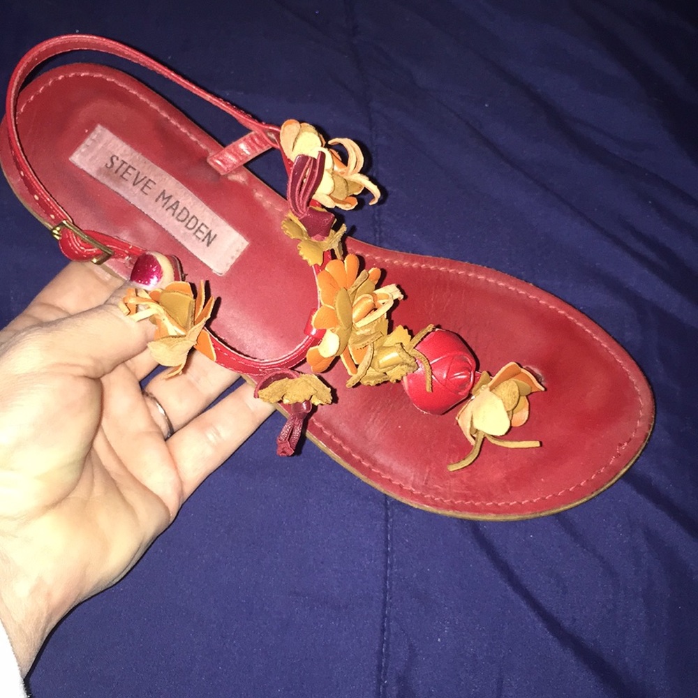 Steve Madden leather floral sandals